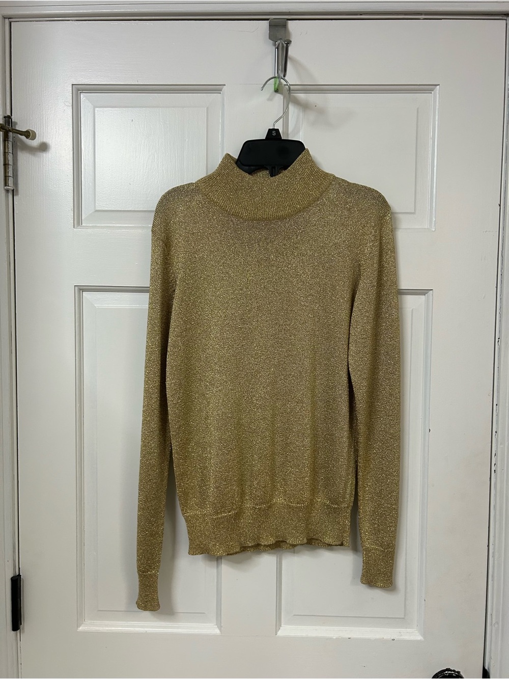 Vintage Cache Metallic Gold Knit Turtleneck Sweater